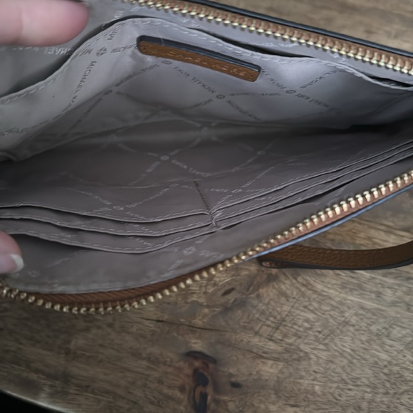 Michael Kore Clutch Wristlet - Picture 3 of 4